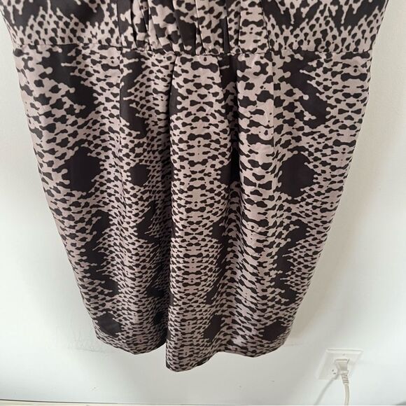 Banana Republic‎ Grey Snake Skin 100% Silk Pleated Faux Crossover Dress - Picture 8 of 10